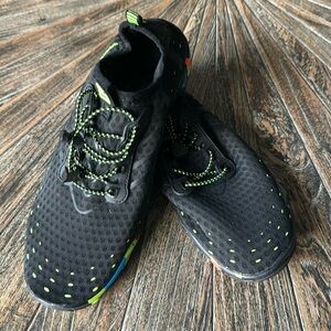 New 🆕! No 🏷️ tag.never worn unisex Water Shoes  Swim Shoes